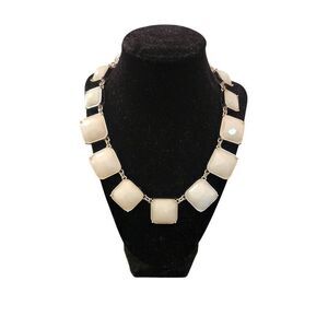 Ann Taylor chunky square light green statement necklace